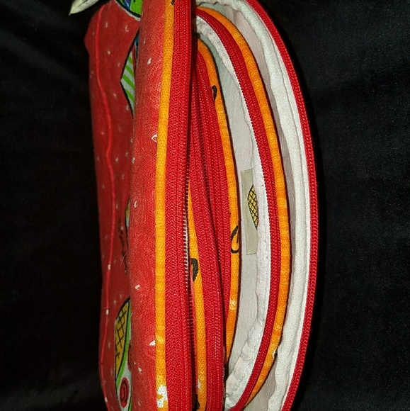 Sally Huss Hearts 3 in 1 Bag Set - Picture 3 of 3